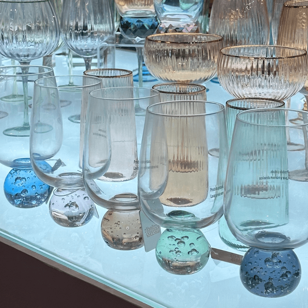 Taça Copo para Vinho Vidro com Base Esfera Transparente e Âmbar 540ml
