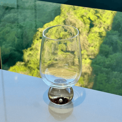 Taça Copo para Vinho Vidro com Base Esfera Transparente e Âmbar 540ml