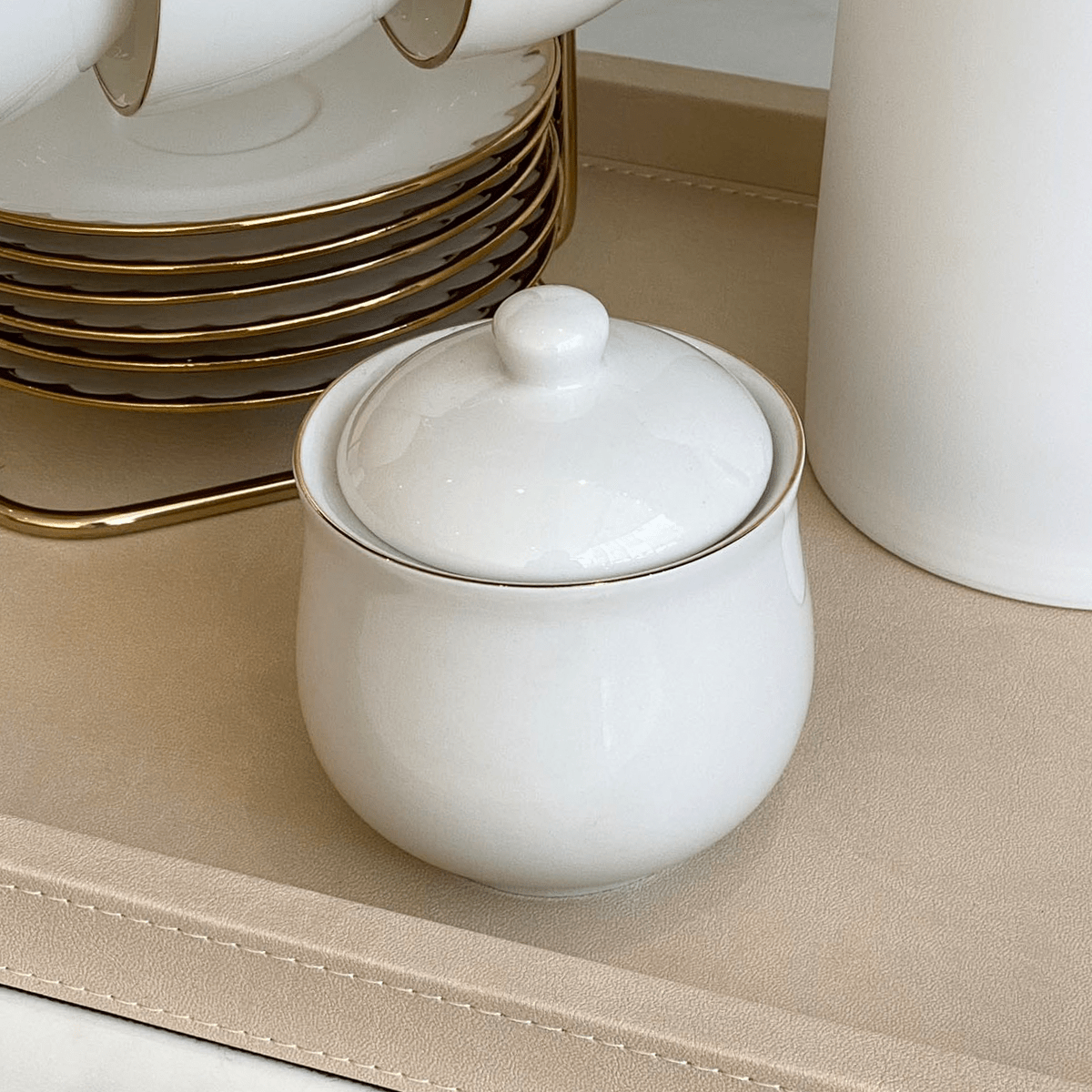 Açucareiro Royal Porcelana Branco e Borda Dourada 300ml