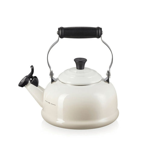 Chaleira Classica com Apito Meringue 1,6 Litros Le Creuset