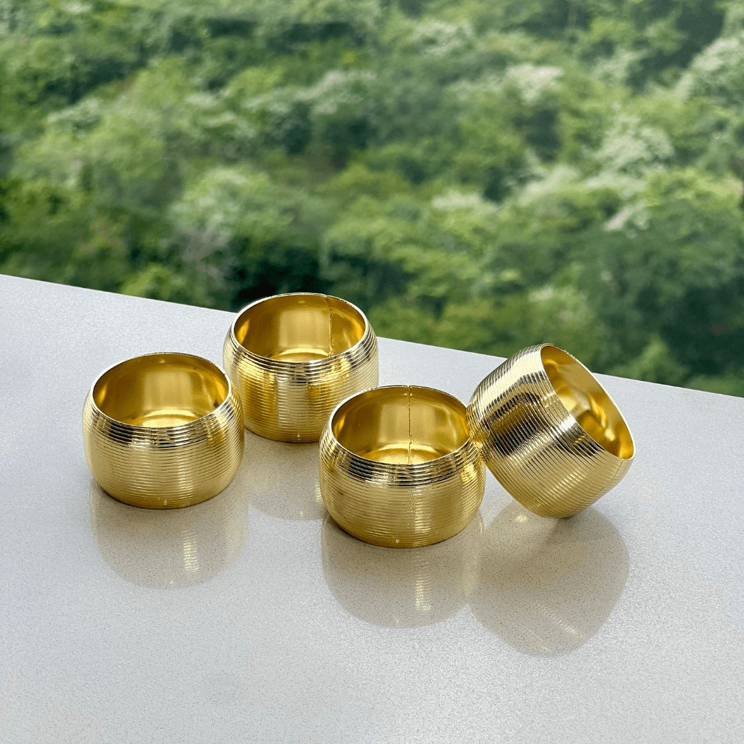 Jogo 4 Anéis para Guardanapo de Aço Circle Dourado 4,5cm