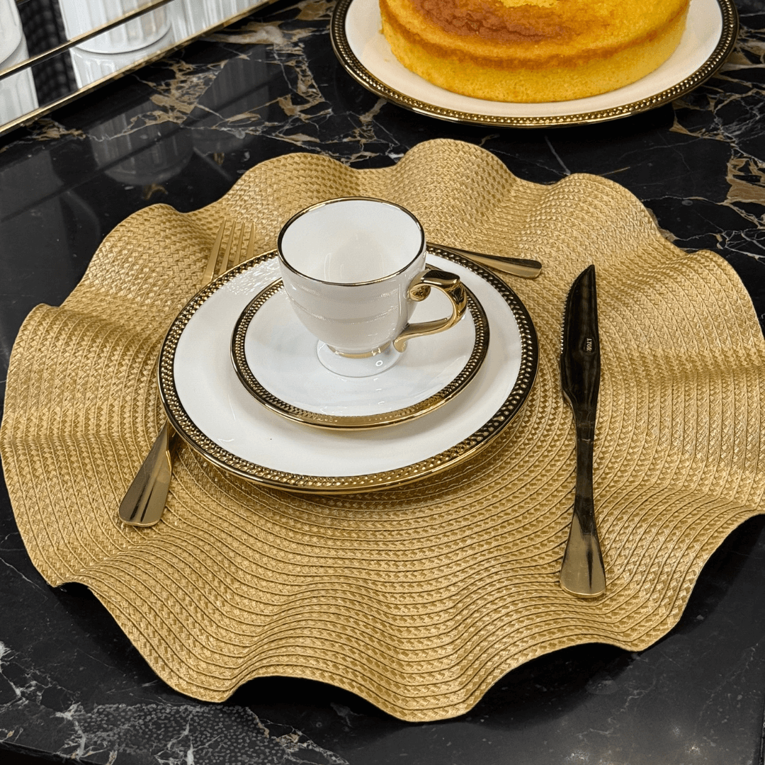Jogo De Xícaras Para Café Dourada Com Pires Porcelana Alça Ouro Paddy 90ml - 6 Peças