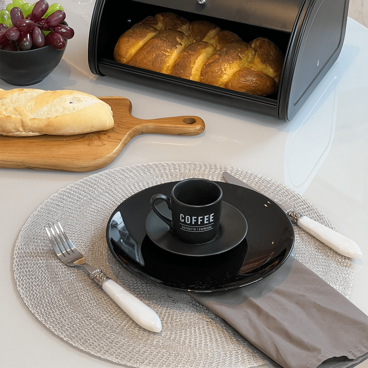 Jogo Xicara de Café com Pires Manhattan Preta 80ml 6 Peças