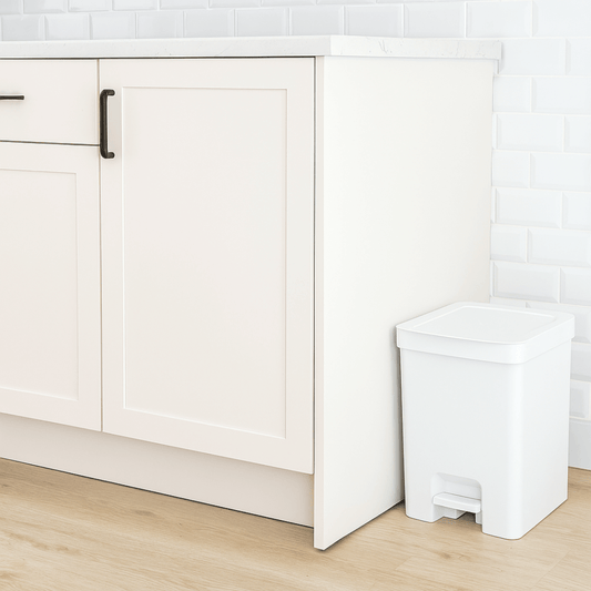Lixeira de Pedal Trium Branco 12 Litros
