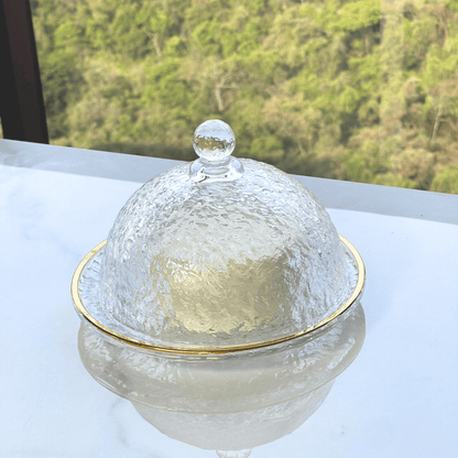 Queijeira Cristal de Chumbo Martelado Petra com Tampa e Borda Dourada 19,5cm