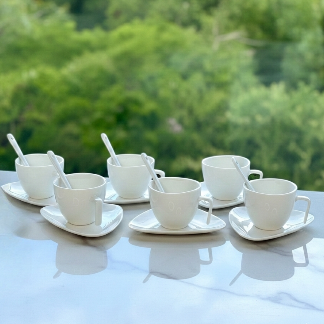 Jogo 6 Xicaras de Café com Colher em Porcelana Branca 80ml