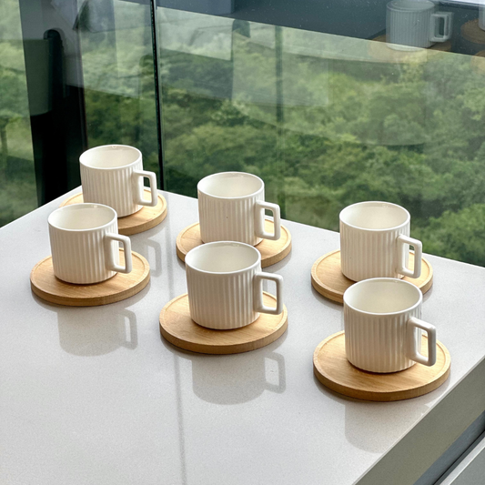 Jogo 6 Xicaras de Café Branca em Porcelana com Pires de Madeira 90ml
